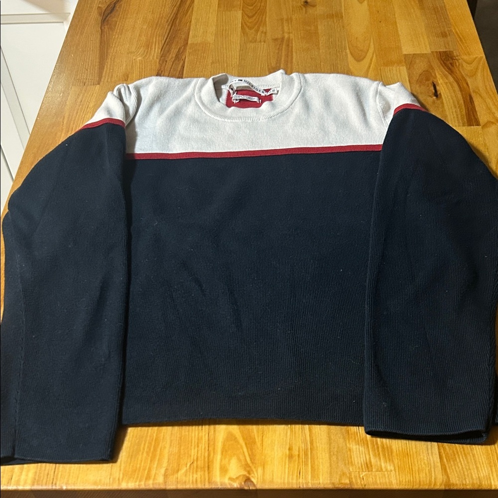Boys Tommy Hilifiger Crewneck Sweater Size XL
